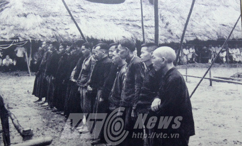 Xét xử vụ phỉ nổi loạn tại Đồng Văn năm 1959.