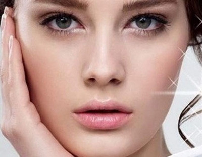 Nhân trung rộng, dài và sâu là người giàu ý chí, tính cách khảng khái, không chịu khuất phục trước sức mạnh hay trở ngại nào. Họ có thể tự mình đứng lên sau những vấp ngã. Họ sở hữu phẩm chất tốt, thọ lâu, chức năng sinh sản tốt. Những người này thể lực dẻo dai, bền bỉ, có sức chịu đựng cao. Kiểu nhân trung này phần nhiều thấy ở nữ giới. Tuy nhiên, người có nhân trung quá rộng lại thiếu kiên trì.