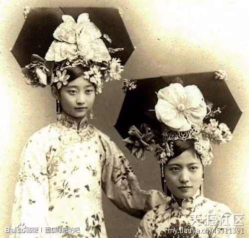 Vẻ xuân sắc của những mỹ nữ xưa.