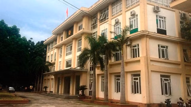 Huyện Bá Thước cấp chứng chỉ ứng dụng công nghệ thông tin cho 341 học viên trái quy định