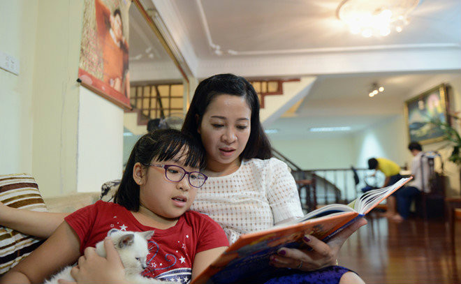 Vợ và con gái ca sĩ Trọng Tấn Vợ và con gái ca sĩ Trọng Tấn