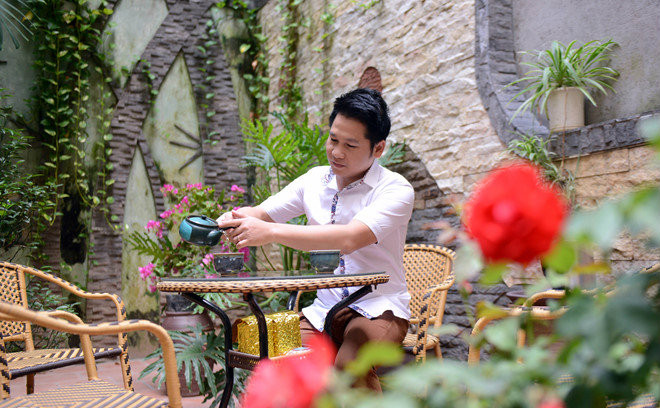 Không gian sân vườn nơi Trọng Tấn thư giãn cùng gia đình sau những giờ làm việc căng thẳng Không gian sân vườn nơi Trọng Tấn thư giãn cùng gia đình sau những giờ làm việc căng thẳng