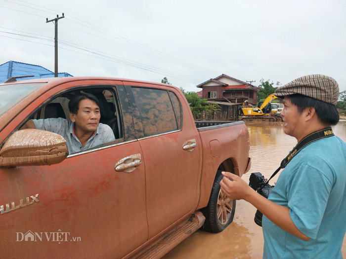 Nguoi Viet “trang tay”, mat tien ty sau tham hoa vo dap o Attapeu