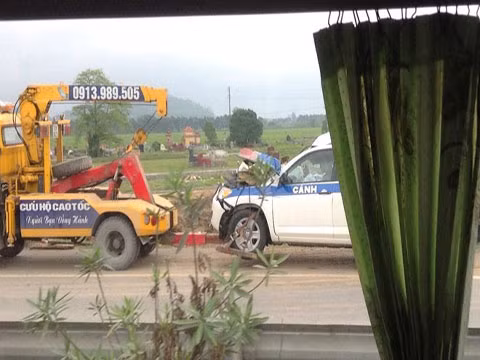 Chiếc xe cảnh sát giao thông gặp nạn