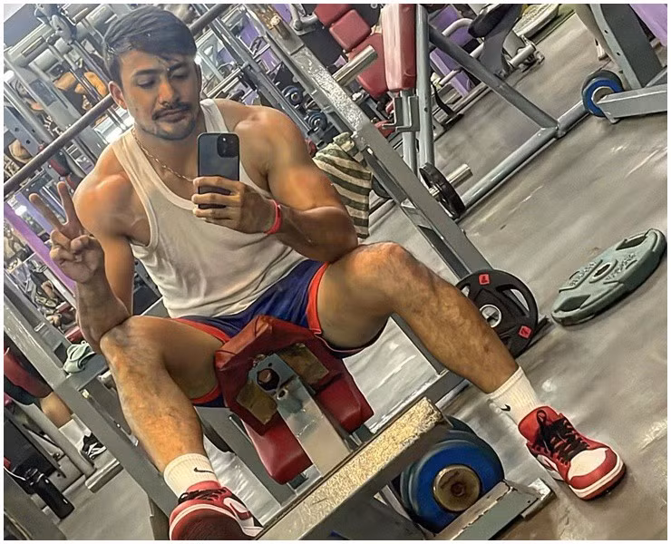 Viên cảnh sát quyến rũ số 1 châu Á, hé lộ profile gây choáng - Hình 4 Vien canh sat quyen ru so 1 chau A, he lo profile gay choang-Hinh-4