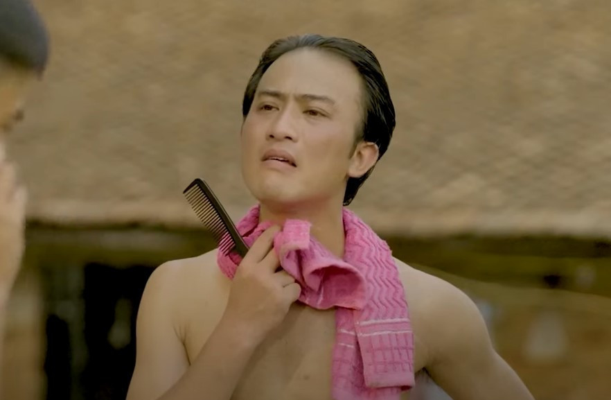 Khan gia than met vi Doan Quoc Dam “Lang trong pho”, dao dien noi gi?-Hinh-2