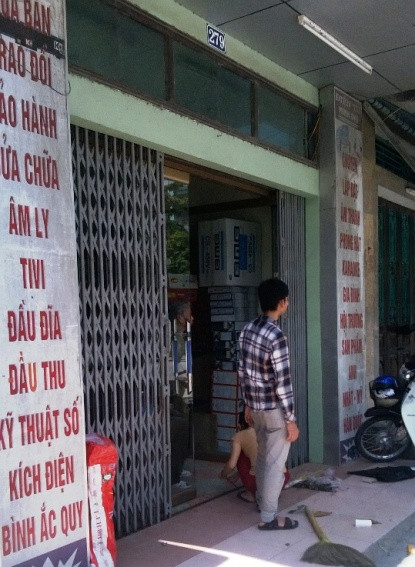 Căn nhà nạn nhân, nơi xảy ra vụ việc.