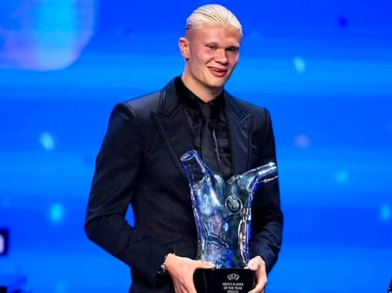 Haaland gianh giai Cau thu xuat sac nhat chau Au