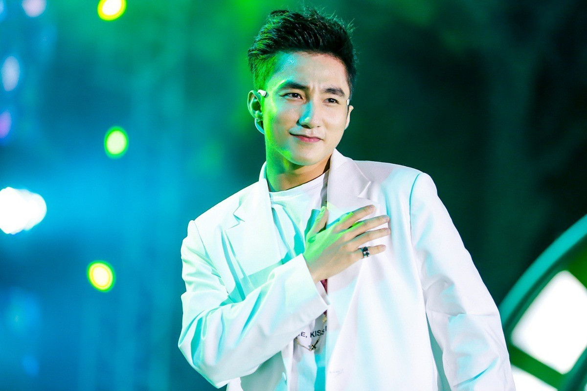 Tu vu Hoang Thuy Linh, xem lai man hoi dap cang thang cua Bi Rain-Hinh-5