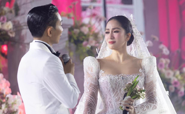 Khanh Thi giu 'lua' hon nhan bang tuyet chieu ninh kheo me chong-Hinh-3