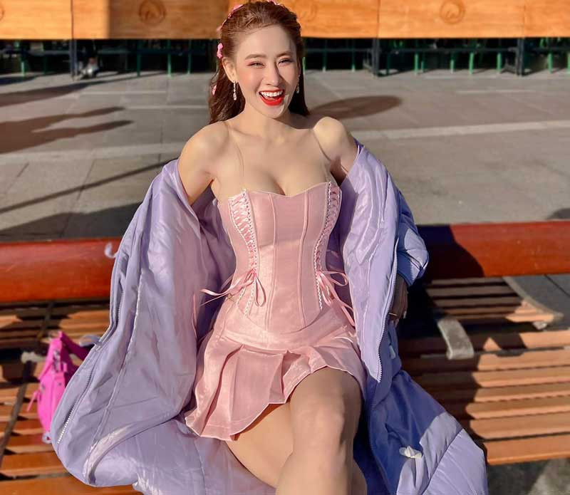 Duong cong 'chet nguoi' cua nu DJ duoc khen quyen ru hon Ngoc Trinh-Hinh-3