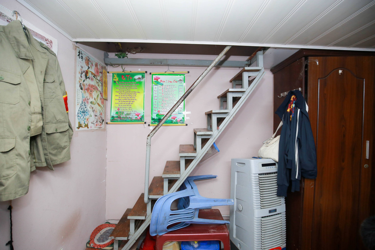 Mot dem trong nha “dat vang” 16m2 o Ha Noi: 70 nguoi chung mot nha ve sinh-Hinh-8