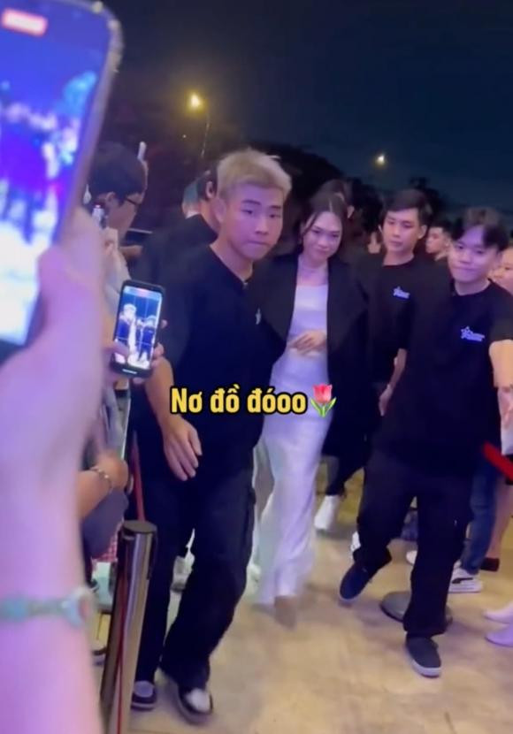 Mỹ Tâm gây mê với nhan sắc qua camera thường ảnh 2