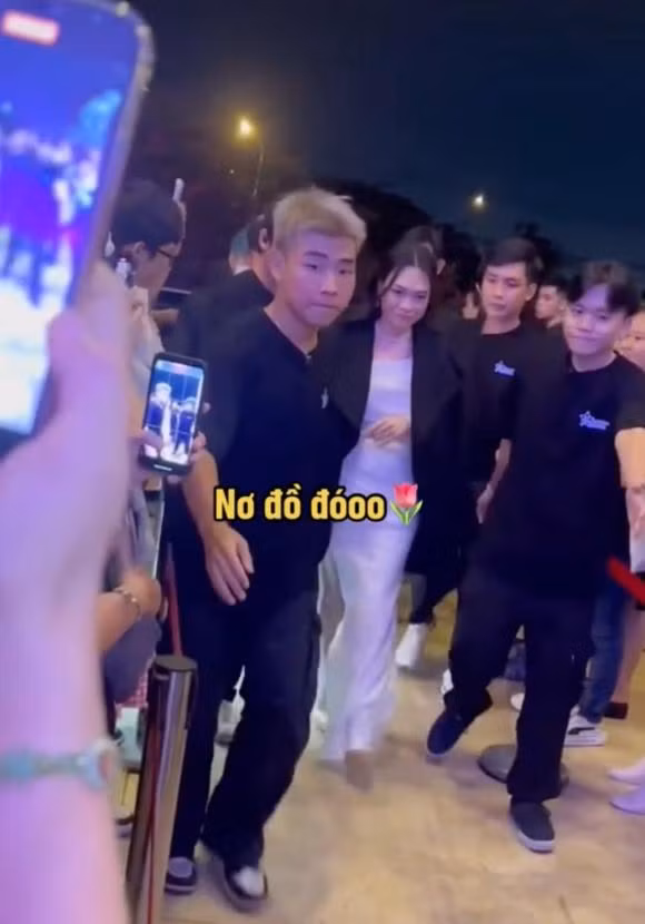 Mỹ Tâm gây mê với nhan sắc qua camera thường ảnh 2