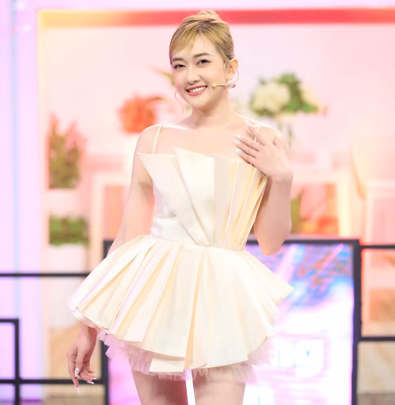 Ve dep nu dien vien nguoi Hue sap cuoi ban trai kem tuoi-Hinh-6