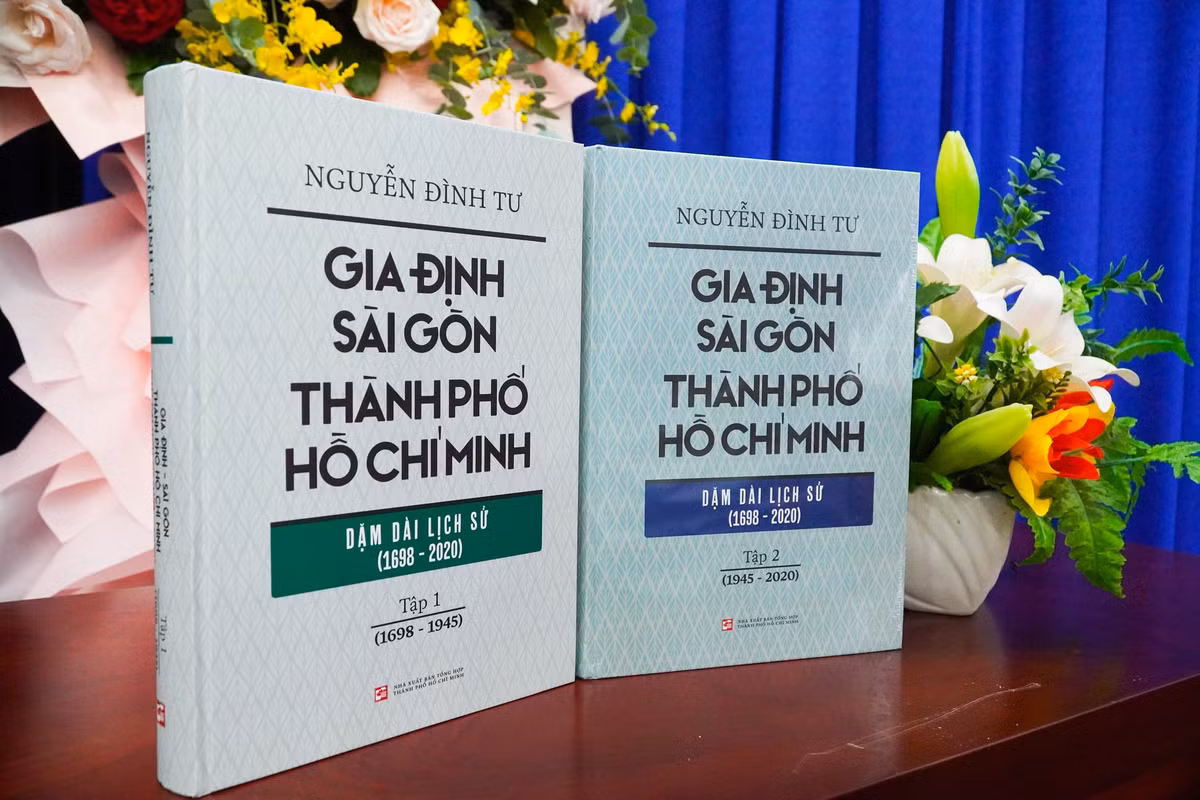 Nha nghien cuu 103 tuoi Nguyen Dinh Tu nhan giai thuong khoa hoc Tran Van Giau