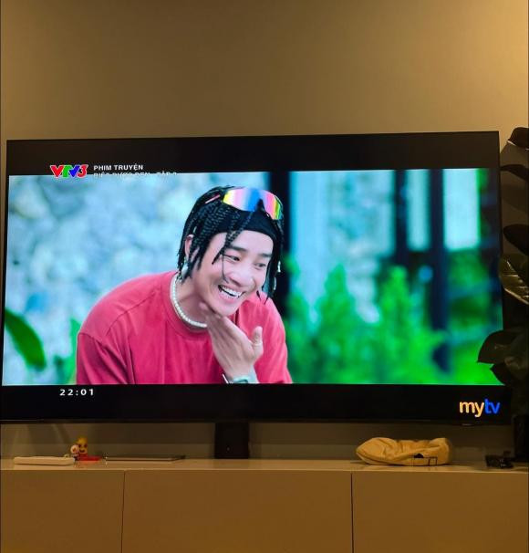 'Đạt điên - Biệt dược đen': Trong phim là 'báo thủ', ngoài đời xây biệt thự - Hình 3 'Dat dien - Biet duoc den': Trong phim la 'bao thu', ngoai doi xay biet thu-Hinh-3