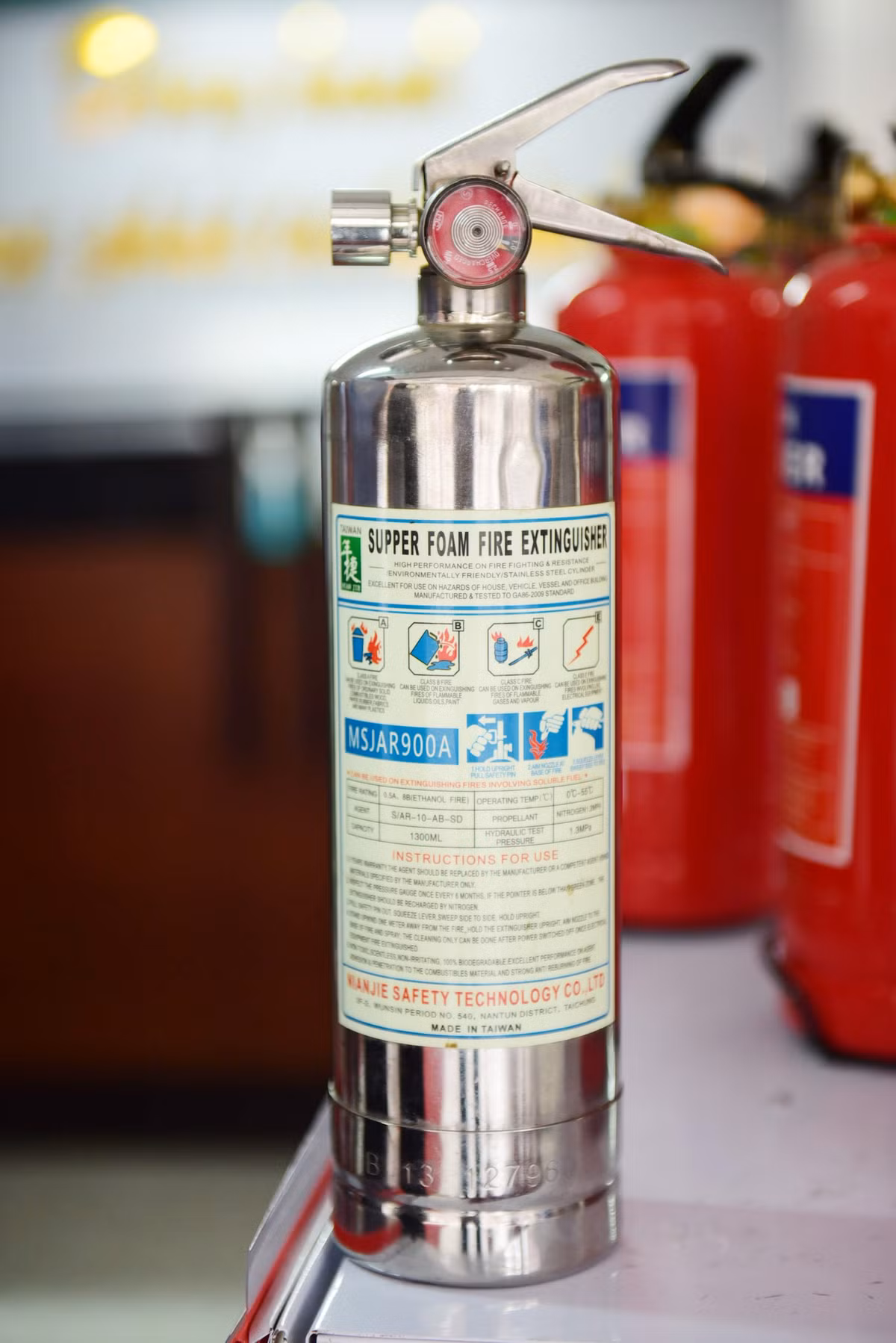 8 thiet bi an toan phai co khi nha co chay-Hinh-6