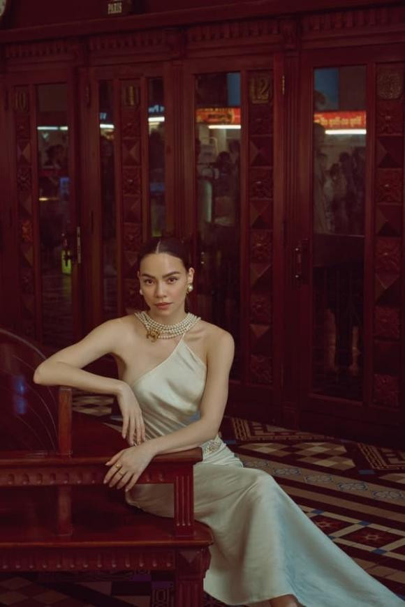 Hồ Ngọc Hà lọt vào ống kính camera thường, thần thái sang chảnh - Hình 4 Ho Ngoc Ha lot vao ong kinh camera thuong, than thai sang chanh-Hinh-4