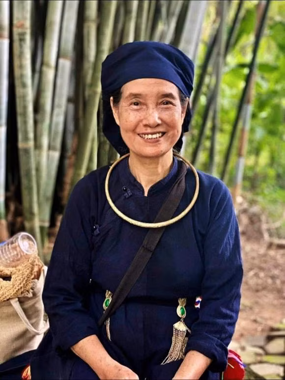 NSUT Ngoc Tan: Tren phim khac kho, ngoai doi tung di ban gio cha-Hinh-7