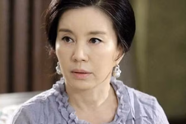 Khong ua ban gai cua anh, me toi neu 2 dieu kien