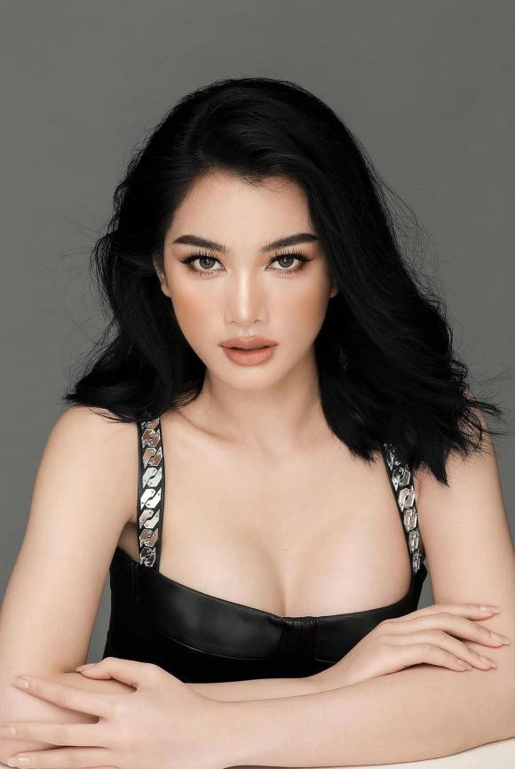 Cẩm Đan hiếm hoi xuất hiện sau thời gian ở ẩn: Mặt đầy mụn và phát tướng - Hình 4 Cam Dan hiem hoi xuat hien sau thoi gian o an: Mat day mun va phat tuong-Hinh-4