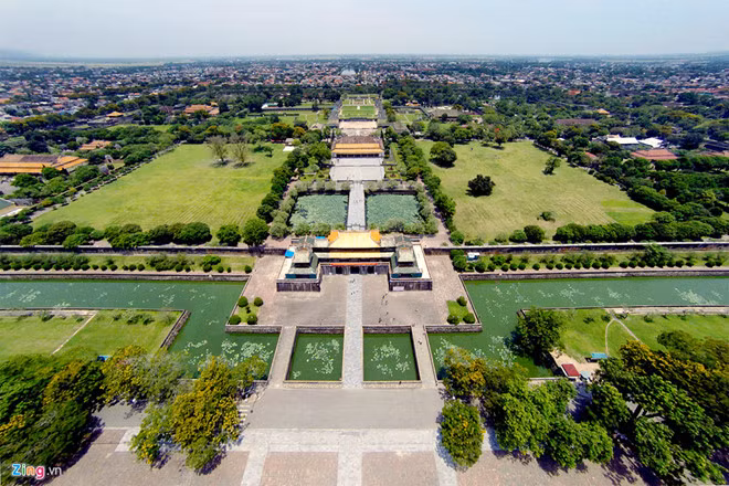 Vị chúa cuối cùng của dòng họ Nguyễn ở Đàng Trong là chúa Định Nguyễn Phúc Thuần (1765-1777), bị nhà Tây Sơn lật đổ.