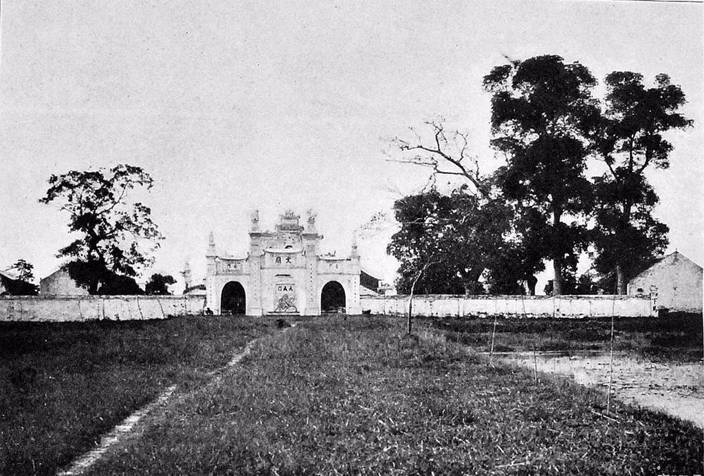 Trường thi Nam Định năm 1900. Đây là nơi diễn ra các kỳ thi Hương cuối thời nhà Nguyễn, nay là khu vực phường Trường Thi, TP Nam Định. Ảnh tư liệu.