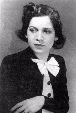 Ba năm sau, Manci kết hôn với Huân tước Howard của vùng Effingham, một người yếu đuối, nghiện rượu và đứng bên bờ vực phá sản. Đây thuần tuý là một cuộc trao đổi có đi có lại. Ảnh: WP Książki.