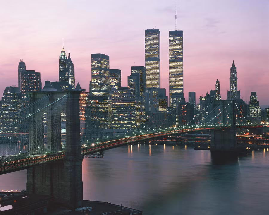 Khi chuyển đến New York, Barsky tham gia nhiều hoạt động ở địa phương, gia nhập các câu lạc bộ, các hội, làm thẻ thư viện, được cấp giấy phép lái xe, thẻ bảo hiểm xã hội… như một công dân Mỹ bình thường. Ảnh: Fine Art America.