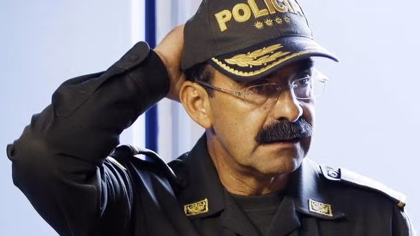 Tướng Palomino đã phủ nhận những cáo buộc và đuổi việc ngay lập tức ba viên cảnh sát xuất hiện trong đoạn ghi âm, đồng thời kiện ngược Gómez vì tội phỉ báng. Ảnh: Independent.ie.