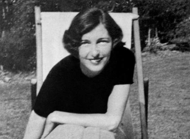 Nữ điệp viên này sinh năm 1912 tại thủ đô Budapest của Hunggari và lớn lên tại Ba Lan. Năm 1935, Manci Gertler tới Luân Đôn. Với nhan sắc trời phú, cô trở thành nhân tình của Eduard Weisblatt, một tay buôn bán súng giàu có người Ba Lan. Ảnh: Fakty - Interia.