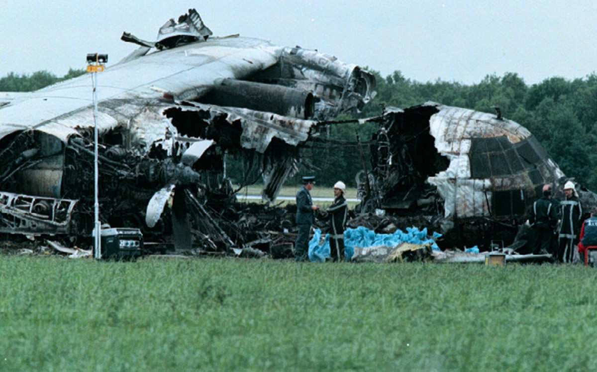 Lực lượng cứu hỏa không biết phi cơ chở theo nhiều hành khách, họ mất tới 23 phút trước khi phát hiện có người bên trong khoang máy bay. Ảnh: Aviation Safety Network.