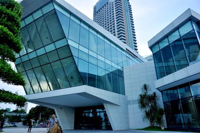 Đến năm 2016, UBND TP Đà Nẵng điều chỉnh diện tích thuê đất từ 3.000m2 lên hơn 4.000m2 (diện tích đấ hơn 2.100m2, diện tích đất có mặt nước là hơn 1.900m2).