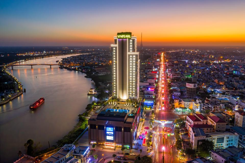 TP Cần Thơ từng được tạp chí Departures của Mỹ liệt kê trong 9 TP sở hữu hệ thống kênh đào đẹp nhất thế giới.