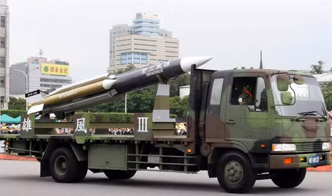 Tên lửa hành trình chống tàu sân bay Hùng Phong 3.