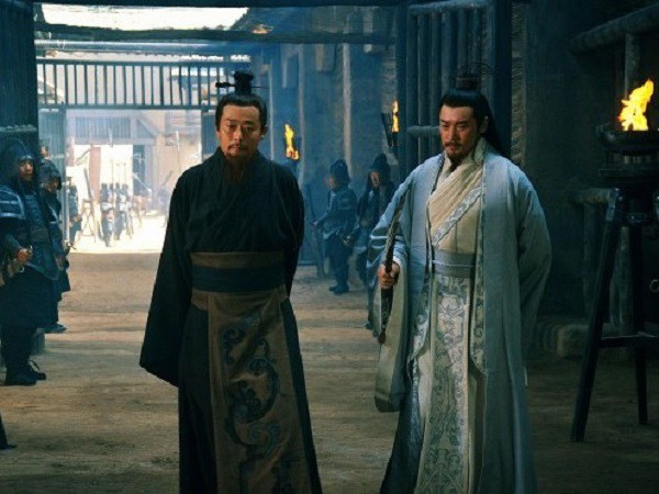 Thien tai quan su nao bi La Quan Trung ha thap trong 