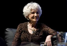 10. Nữ nhà văn Canada Alice Munro từng đoạt giải Nobel Văn học năm 2013 được bầu làm thư ký thường trực của Viện Hàn lâm Thụy Điển ngày 10/10.