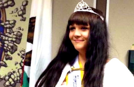 Nu hoang trung hoc chuyen gioi gay xon xao