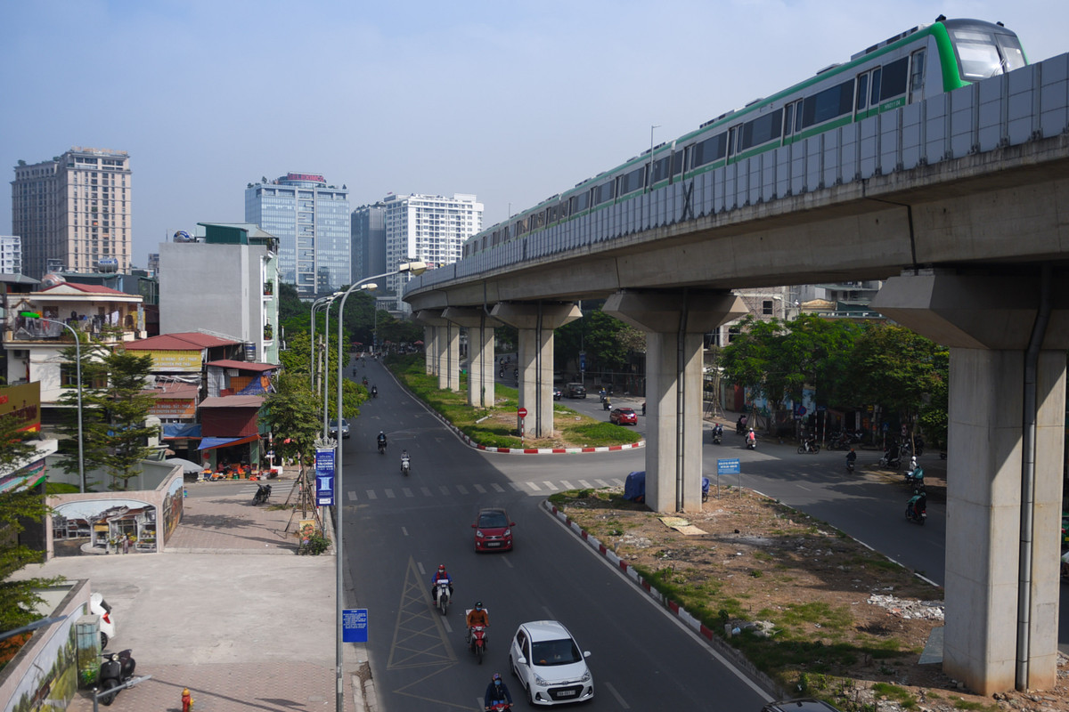 Từ 12/12, tuyến đường sắt Cát Linh - Hà Đông bước vào 20 ngày vận hành thử toàn hệ thống. Đây là lần thử nghiệm cuối cùng trước khi đưa vào khai thác thương mại.