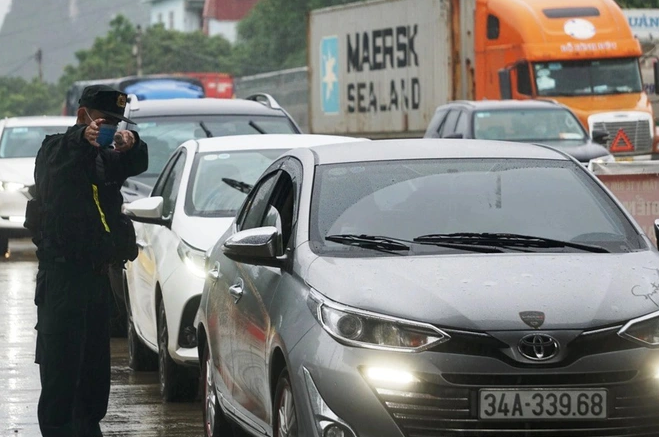 Thanh Hoa tam dung cac chot kiem dich o cua ngo truoc Tet Nguyen dan