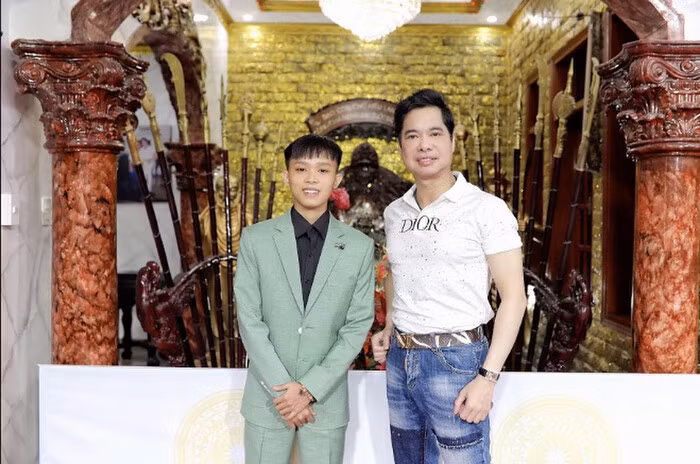 Ngoc Son lan dau chia se ve Ho Van Cuong: Roi nuoc mat khi biet hoan canh-Hinh-3