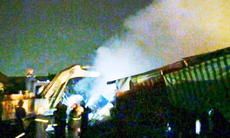 Hiện lực lượng chức năng đang tiến hành thống kê mức độ thiệt hại và điều tra nguyên nhân vụ việc.