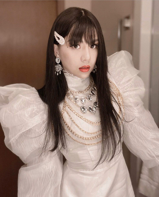 Duy Khanh lai gia gai dep xuat than, giong Lisa nhu hai giot nuoc