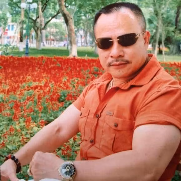 Hinh anh doi lap cua tai tu dong vai bo Thy trong 'Huong vi tinh than'-Hinh-7