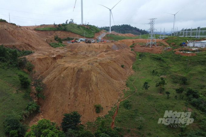 Hien truong sat lo du an dien gio o Quang Tri-Hinh-9