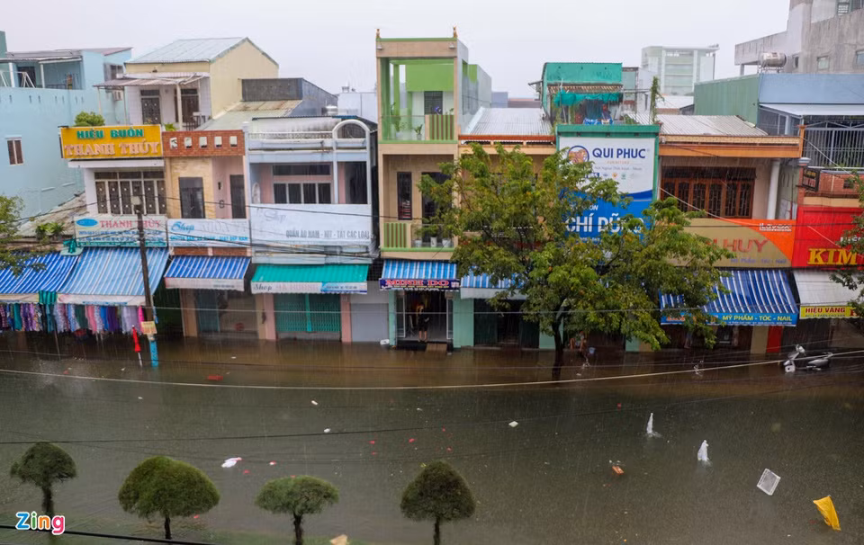 Nhieu khu dan cu o TP Tam Ky ngap sau