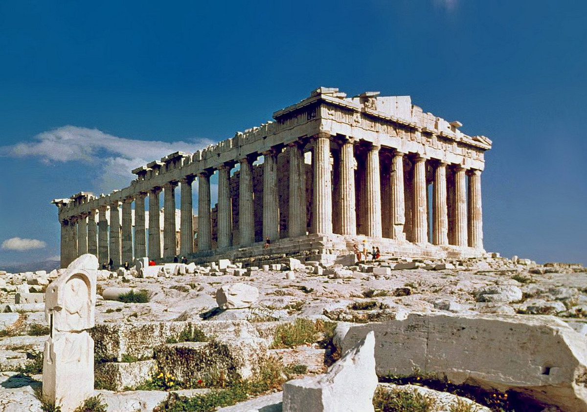 Đền Parthenon, tâm điểm của Acropolis được coi là công trình kiến trúc đẹp nhất của nghệ thuật Hy Lạp cổ đại và cũng là một trong những công trình đẹp nhất trong lịch sử kiến trúc thế giới. Ảnh: Wikipedia.