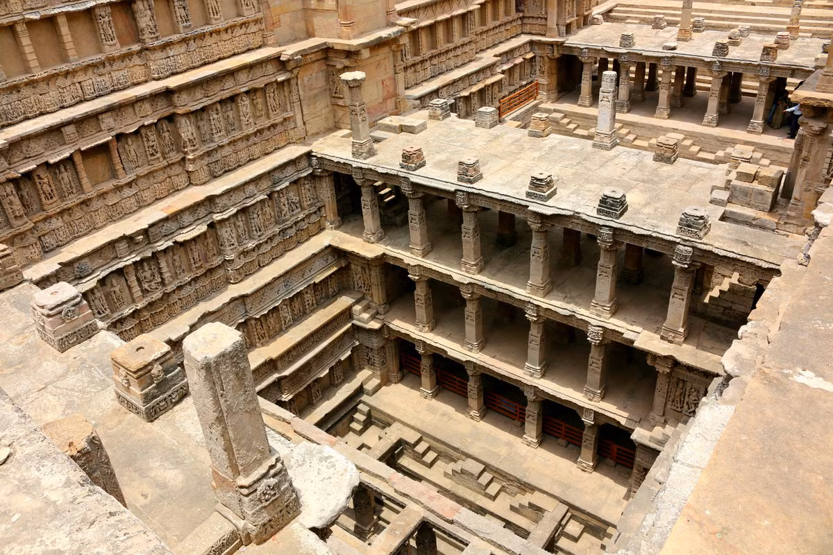 Nằm trong thị trấn cổ Patan ở bang Gujarat, Ấn Độ, Rani Ki Vav (Giếng nhiều tầng của Hoàng hậu) là một kỳ quan kiến trúc độc nhất vô nhị mà nền văn minh Ấn Độ cổ xưa đã để lại cho nhân loại. Ảnh: Wikipedia.
