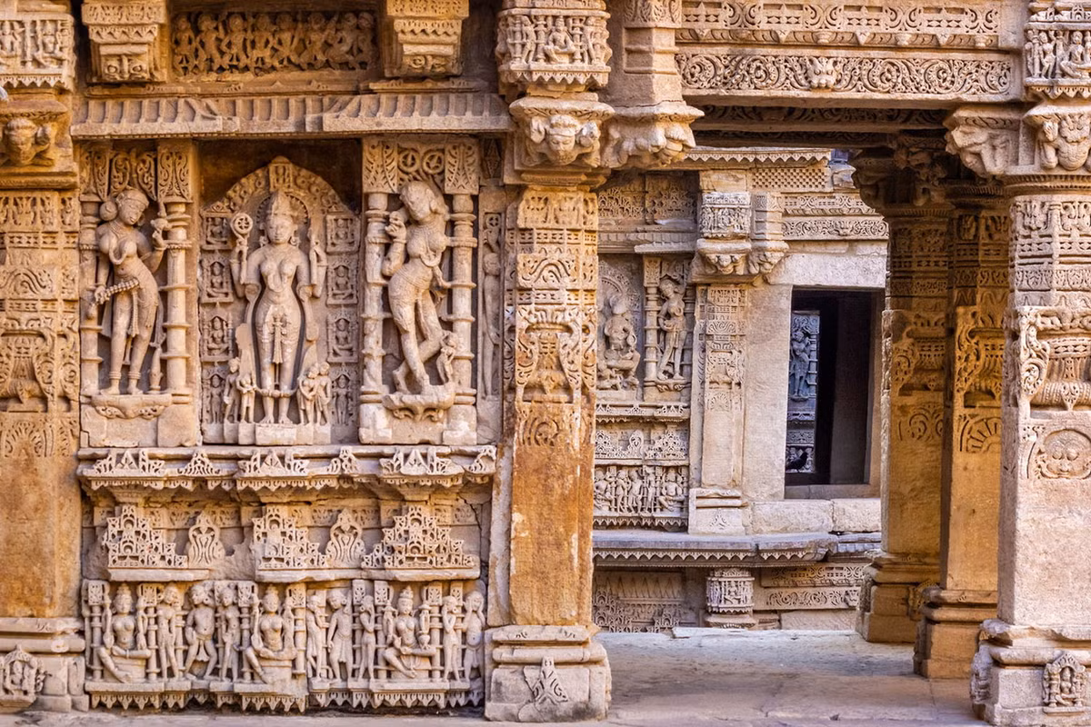 Theo các nhà khảo cổ, giếng Rani Ki Vav được xây dựng trong thời cai trị của triều đại Solanki, vào thế kỷ thứ 11. Ảnh: MAP Academy.